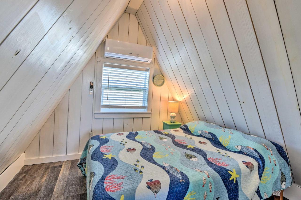 A-Frame Home With Deck - 2 Blocks To Surfside Beach! Extérieur photo